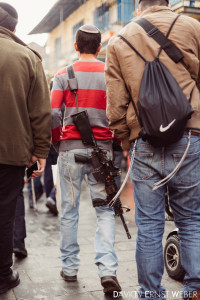 Jerusalem Soldat Waffe 200x300