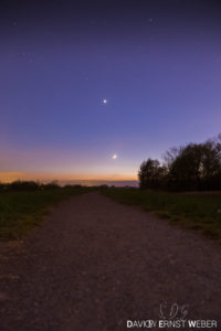 Mond Feldweg 200x300